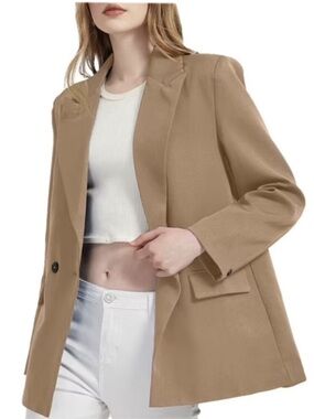 NWOT Tan Womens Oversized Blazer
